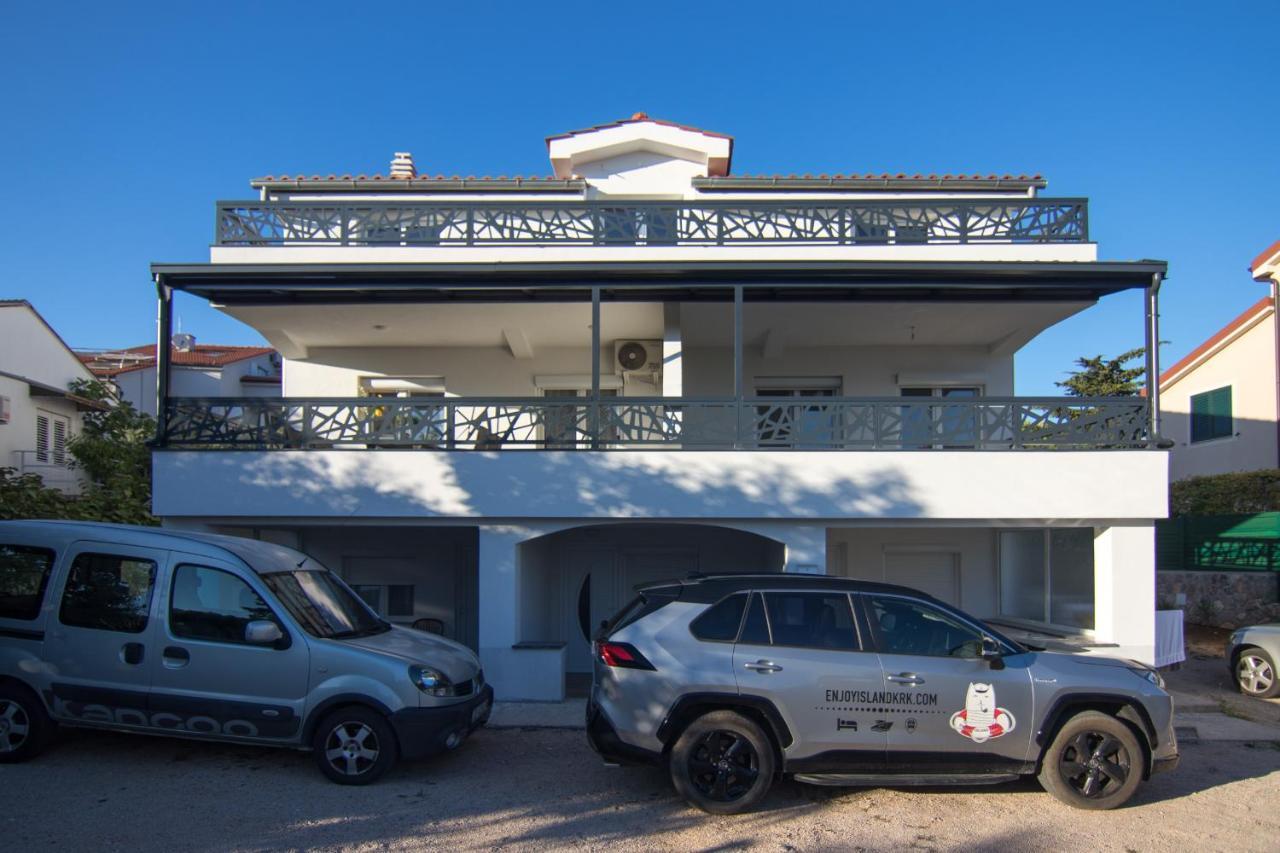 Apartments Flowers Krk Town Exterior photo