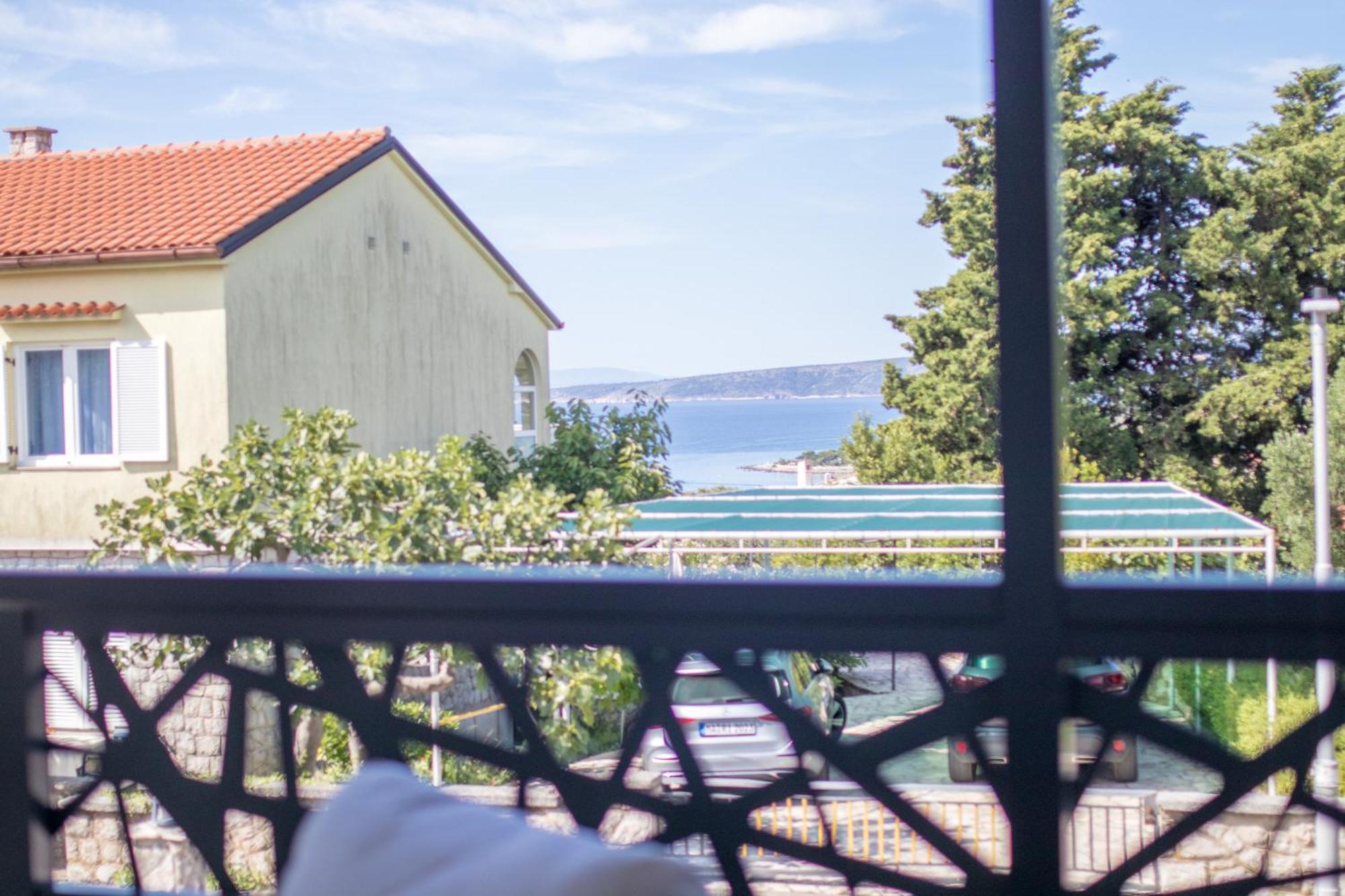 Apartments Flowers Krk Town Exterior photo